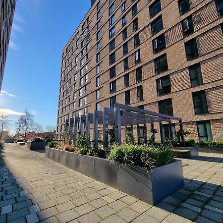 Trafford Suite Modern 1 Bed With Cinema Room Manchester Exterior photo